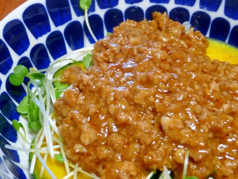 カレーな☆かぼちゃ肉味噌丼